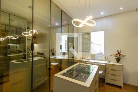 Apartamento à venda com 129m², 1 quarto e 2 vagas Apartamento à venda com 129m², 1 quarto e 2 vagasCloset da Suíte