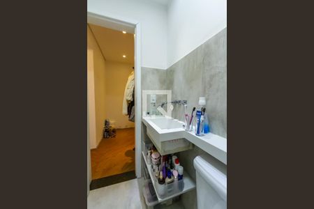 Apartamento à venda com 129m², 1 quarto e 2 vagas Apartamento à venda com 129m², 1 quarto e 2 vagasBanheiro da Suíte