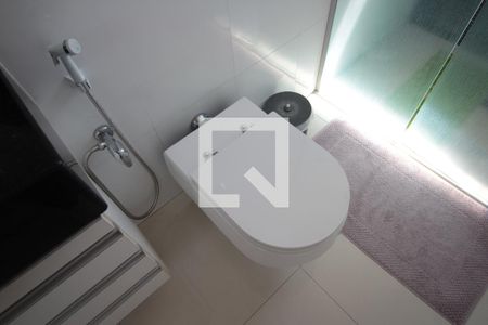 Apartamento à venda com 112m², 3 quartos e 2 vagasBanheiro da Suite