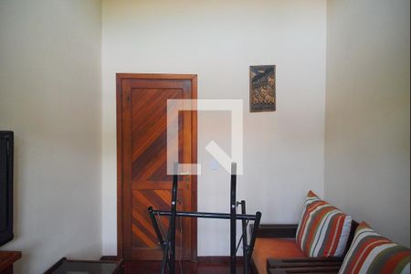 Casa à venda com 360m², 3 quartos e 2 vagas Casa à venda com 360m², 3 quartos e 2 vagasSala 2