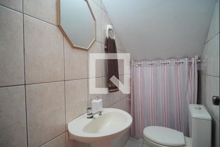 Casa à venda com 360m², 3 quartos e 2 vagas Casa à venda com 360m², 3 quartos e 2 vagasLavabo