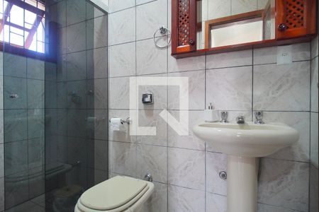 Casa à venda com 360m², 3 quartos e 2 vagas Casa à venda com 360m², 3 quartos e 2 vagasBanheiro 2