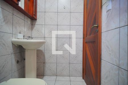 Casa à venda com 360m², 3 quartos e 2 vagas Casa à venda com 360m², 3 quartos e 2 vagasBanheiro 2