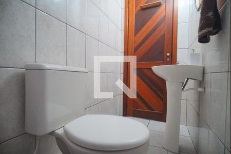 Casa à venda com 360m², 3 quartos e 2 vagas Casa à venda com 360m², 3 quartos e 2 vagasLavabo