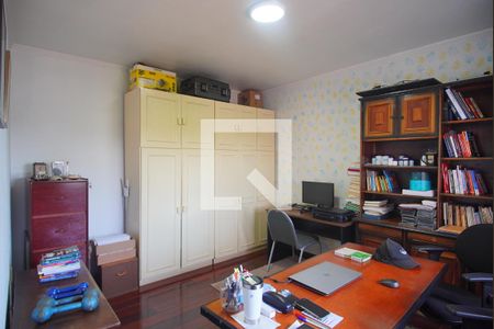 Casa à venda com 360m², 3 quartos e 2 vagas Casa à venda com 360m², 3 quartos e 2 vagasQuarto 2