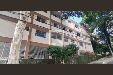 Apartamento à venda com 70m², 2 quartos e 1 vaga Apartamento à venda com 70m², 2 quartos e 1 vagaFachada do imóvel com placa QuintoAndar