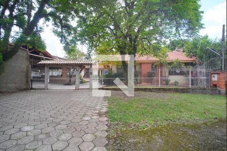 Casa à venda com 350m², 3 quartos e 5 vagasFachada