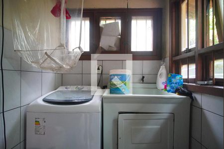 Casa à venda com 350m², 3 quartos e 5 vagasÁrea de Serviço