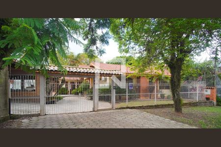 Casa à venda com 350m², 3 quartos e 5 vagasFachada