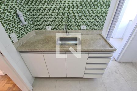 Apartamento à venda com 80m², 2 quartos e sem vagaCozinha