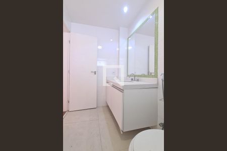 Apartamento à venda com 80m², 2 quartos e sem vagaBanheiro