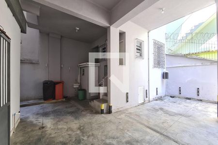 Apartamento à venda com 80m², 2 quartos e sem vagaÁrea comum