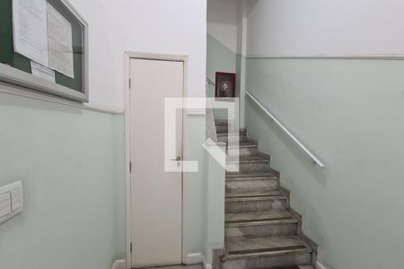 Apartamento à venda com 80m², 2 quartos e sem vagaHall de Entrada