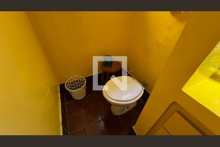 Casa para alugar com 350m², 3 quartos e 4 vagas Casa para alugar com 350m², 3 quartos e 4 vagasLavabo