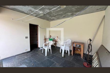 Casa para alugar com 350m², 3 quartos e 4 vagas Casa para alugar com 350m², 3 quartos e 4 vagasSalão