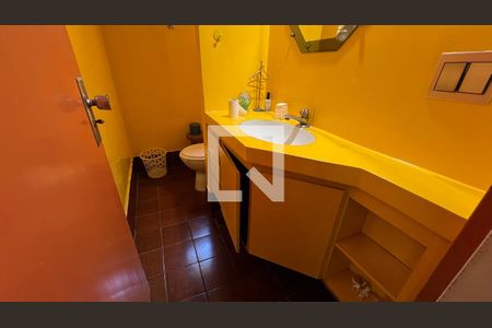 Casa para alugar com 350m², 3 quartos e 4 vagas Casa para alugar com 350m², 3 quartos e 4 vagasLavabo