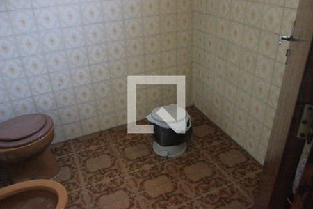 Casa à venda com 200m², 4 quartos e 3 vagasBanheiro 4