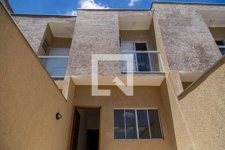 Casa à venda com 130m², 3 quartos e 1 vagaFachada