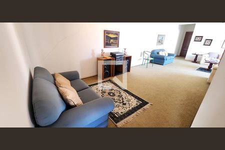 Sala de apartamento para alugar com 4 quartos, 190m² em Gonzaga, Santos