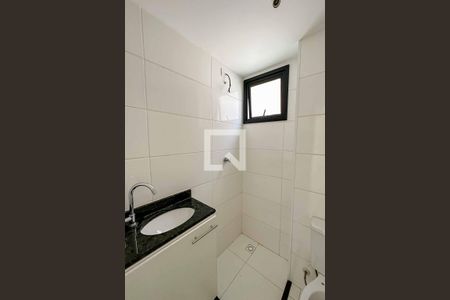 Apartamento à venda com 74m², 2 quartos e sem vagaBanheiro