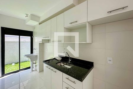 Apartamento à venda com 74m², 2 quartos e sem vagaCozinha e Área de Serviço