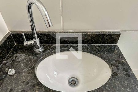 Apartamento à venda com 74m², 2 quartos e sem vagaBanheiro