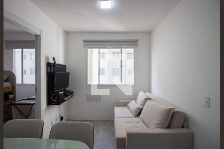 Sala de apartamento para alugar com 2 quartos, 37m² em Jardim Santo Antonio, São Paulo