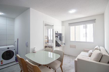 Sala de apartamento para alugar com 2 quartos, 37m² em Jardim Santo Antonio, São Paulo