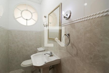 Casa à venda com 505m², 5 quartos e 6 vagasLavabo