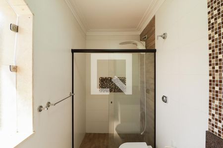 Casa à venda com 505m², 5 quartos e 6 vagasBanheiro da Suíte 1