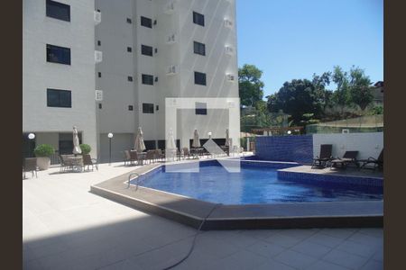 Apartamento para alugar com 100m², 3 quartos e 3 vagasÁrea comum - Piscina