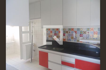 Apartamento para alugar com 100m², 3 quartos e 3 vagasCozinha - Armários