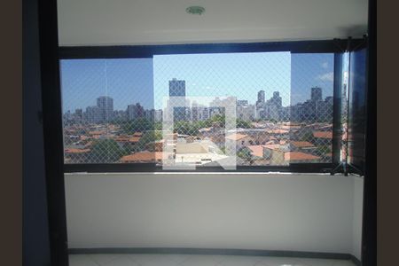 Varada da sala de apartamento para alugar com 3 quartos, 100m² em Stiep, Salvador