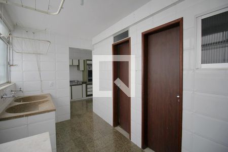 Apartamento à venda com 140m², 4 quartos e 2 vagasÁrea de Serviço