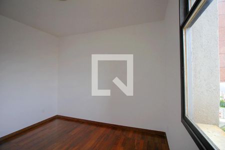 Apartamento à venda com 140m², 4 quartos e 2 vagasQuarto 