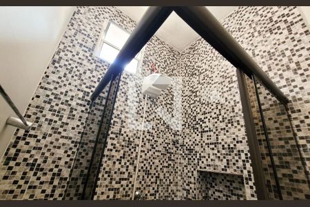 Casa à venda com 125m², 3 quartos e 1 vaga Casa à venda com 125m², 3 quartos e 1 vagaBanheiro