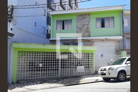 Casa à venda com 118m², 3 quartos e 2 vagas Casa à venda com 118m², 3 quartos e 2 vagasFrente da Casa
