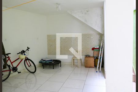 Casa à venda com 118m², 3 quartos e 2 vagas Casa à venda com 118m², 3 quartos e 2 vagasQuintal