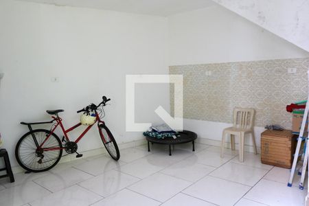 Casa à venda com 118m², 3 quartos e 2 vagas Casa à venda com 118m², 3 quartos e 2 vagasQuintal