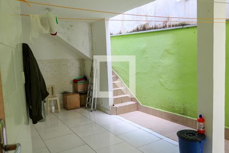 Casa à venda com 118m², 3 quartos e 2 vagas Casa à venda com 118m², 3 quartos e 2 vagasQuintal