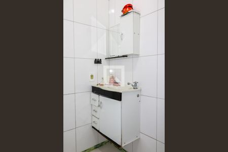 Casa à venda com 118m², 3 quartos e 2 vagas Casa à venda com 118m², 3 quartos e 2 vagasBanheiro Social