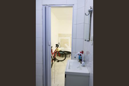 Casa à venda com 118m², 3 quartos e 2 vagas Casa à venda com 118m², 3 quartos e 2 vagasBanheiro de Serviço