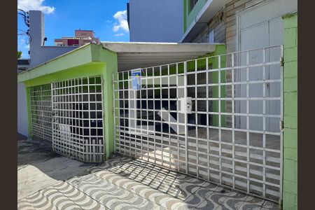 Casa à venda com 118m², 3 quartos e 2 vagas Casa à venda com 118m², 3 quartos e 2 vagasFrente da Casa