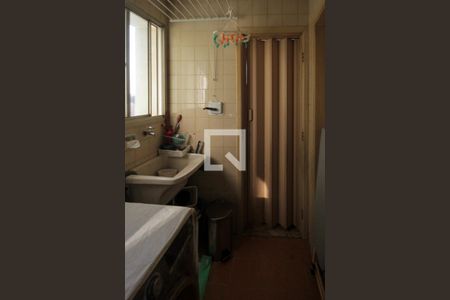 Apartamento à venda com 60m², 3 quartos e 1 vaga Apartamento à venda com 60m², 3 quartos e 1 vagaÁrea de Serviço