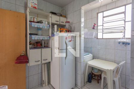 Apartamento à venda com 55m², 2 quartos e 1 vaga Apartamento à venda com 55m², 2 quartos e 1 vagaCozinha e Área de Serviço