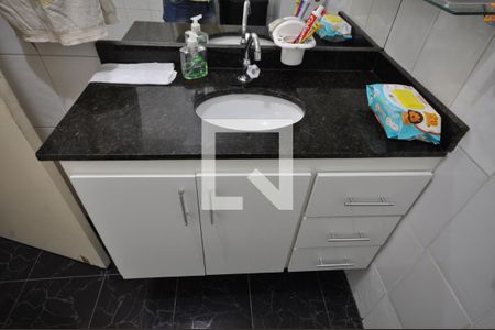 Apartamento à venda com 78m², 2 quartos e sem vagaBanheiro