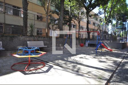 Apartamento à venda com 78m², 2 quartos e sem vagaÁrea comum - Playground