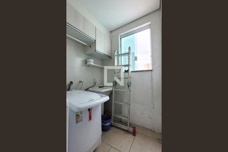 Apartamento à venda com 160m², 3 quartos e 2 vagas Apartamento à venda com 160m², 3 quartos e 2 vagasLavanderia