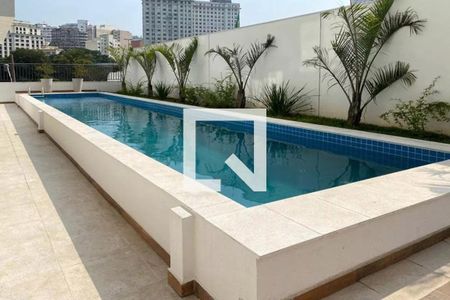 Studio para alugar com 25m², 1 quarto e sem vaga Studio para alugar com 25m², 1 quarto e sem vagaÁrea comum - Piscina