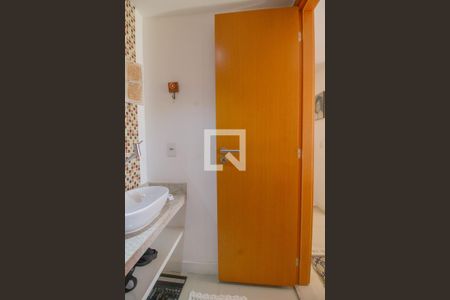 Apartamento à venda com 153m², 4 quartos e 3 vagas Apartamento à venda com 153m², 4 quartos e 3 vagasLavabo